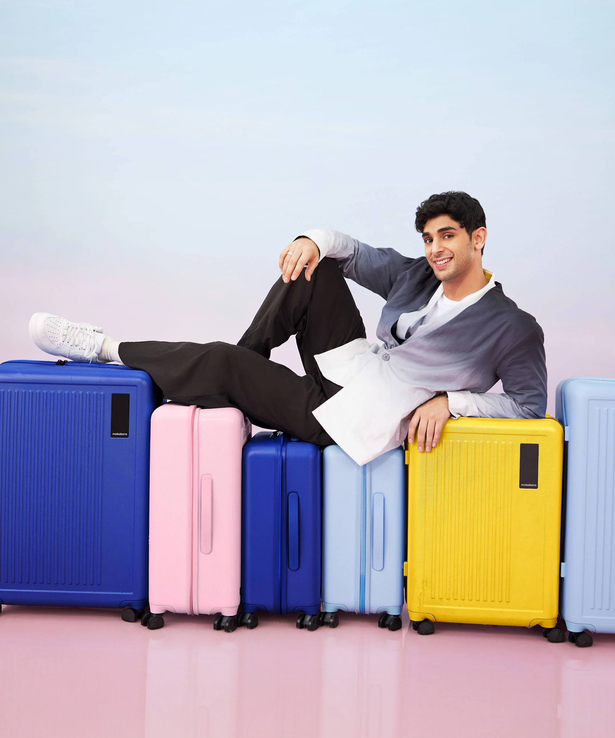 Transit Luggage - Check-in Large - Image 53